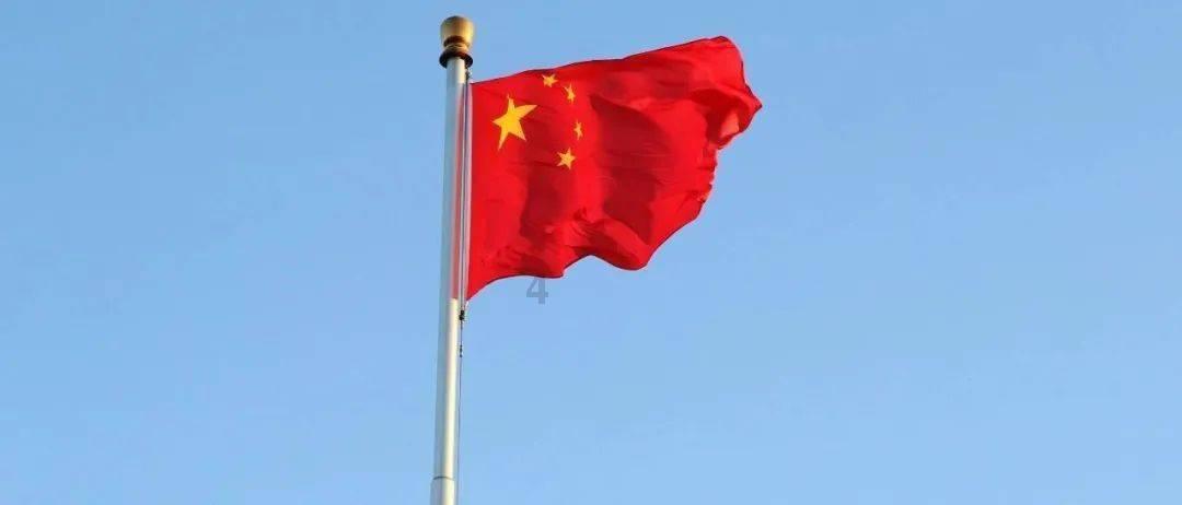 裙上繁花